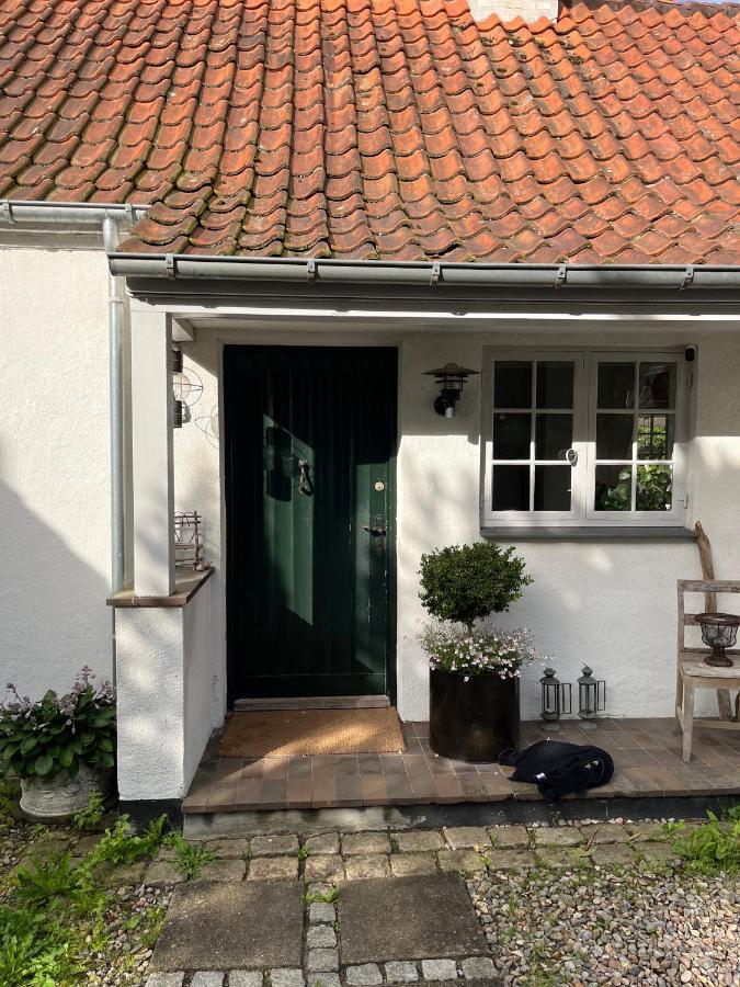 The Guest House Snekkersten Exteriör bild